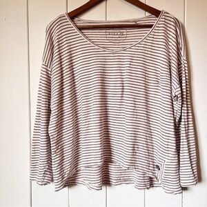 G.I.G.A. DX Beige and Maroon striped Oversized Crop Top. Size 14.